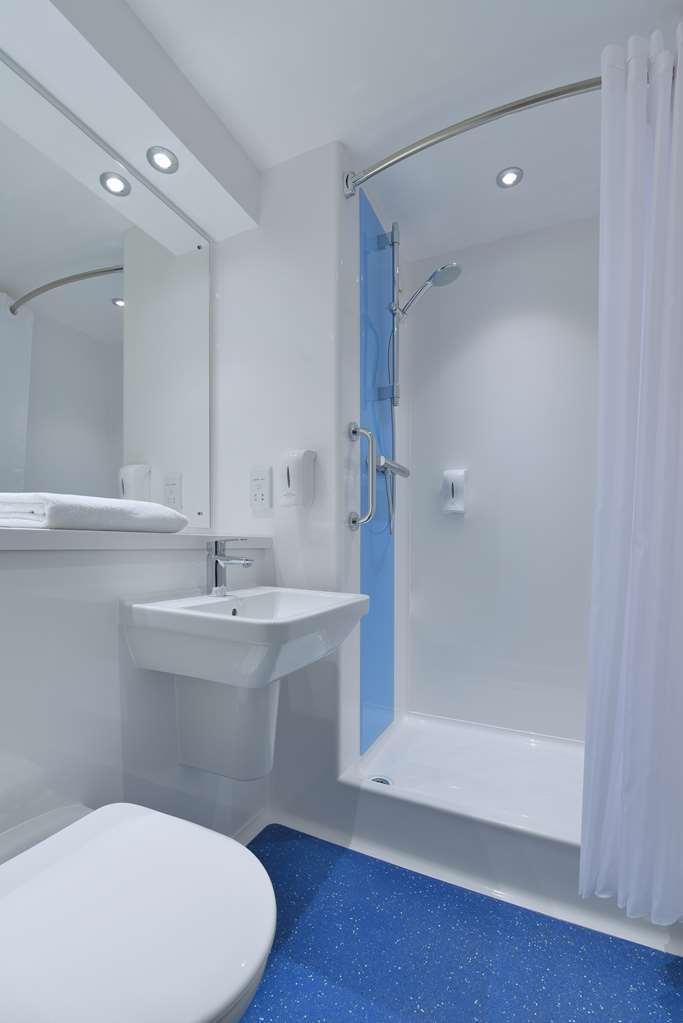 Travelodge Bedford Goldington Road Szoba fotó